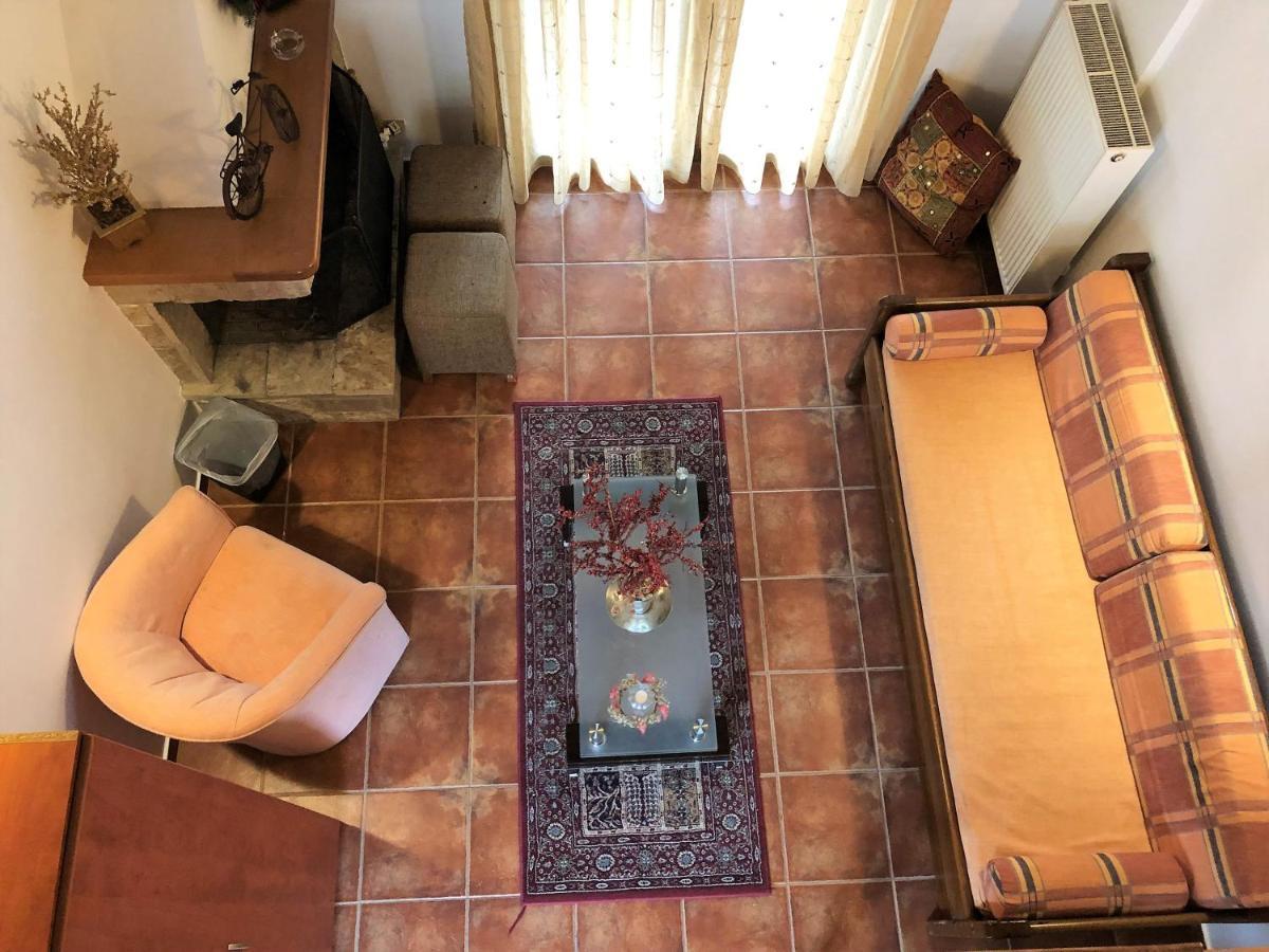 Guesthouse Mouses Kalávrita Kültér fotó