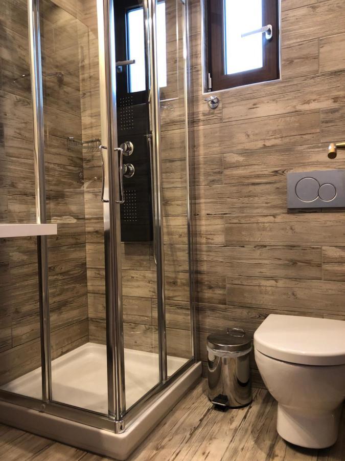Guesthouse Mouses Kalávrita Kültér fotó